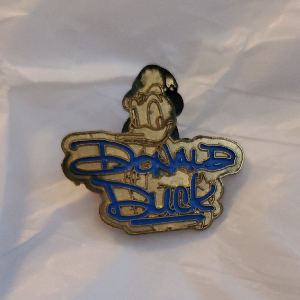 Disney Pin Donald Duck